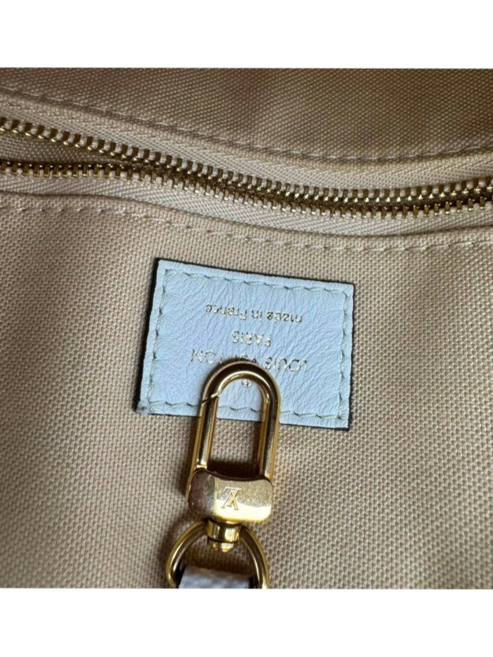 Authentic Louis Vuitton OnTheGo GM Giant Monogram Canvas Tote Bag - Picture 15 of 15